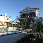 Nefes Отель *